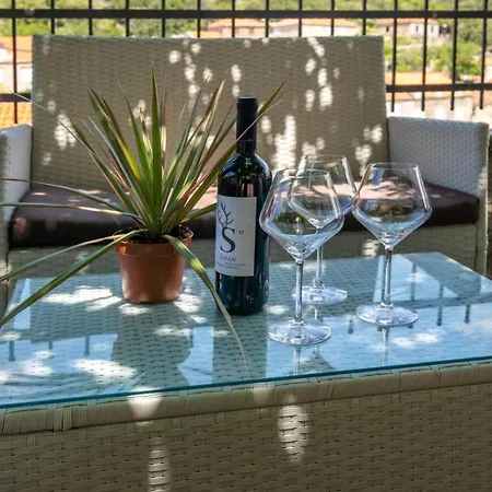 公寓 Emily 萨度拉德